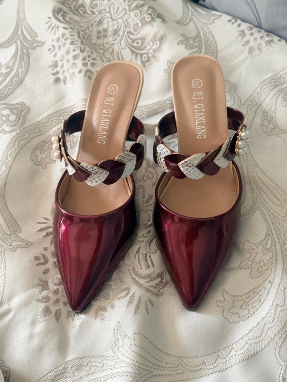 Women's Burgundy Braided Pearl-Embellished Pointed Mules
